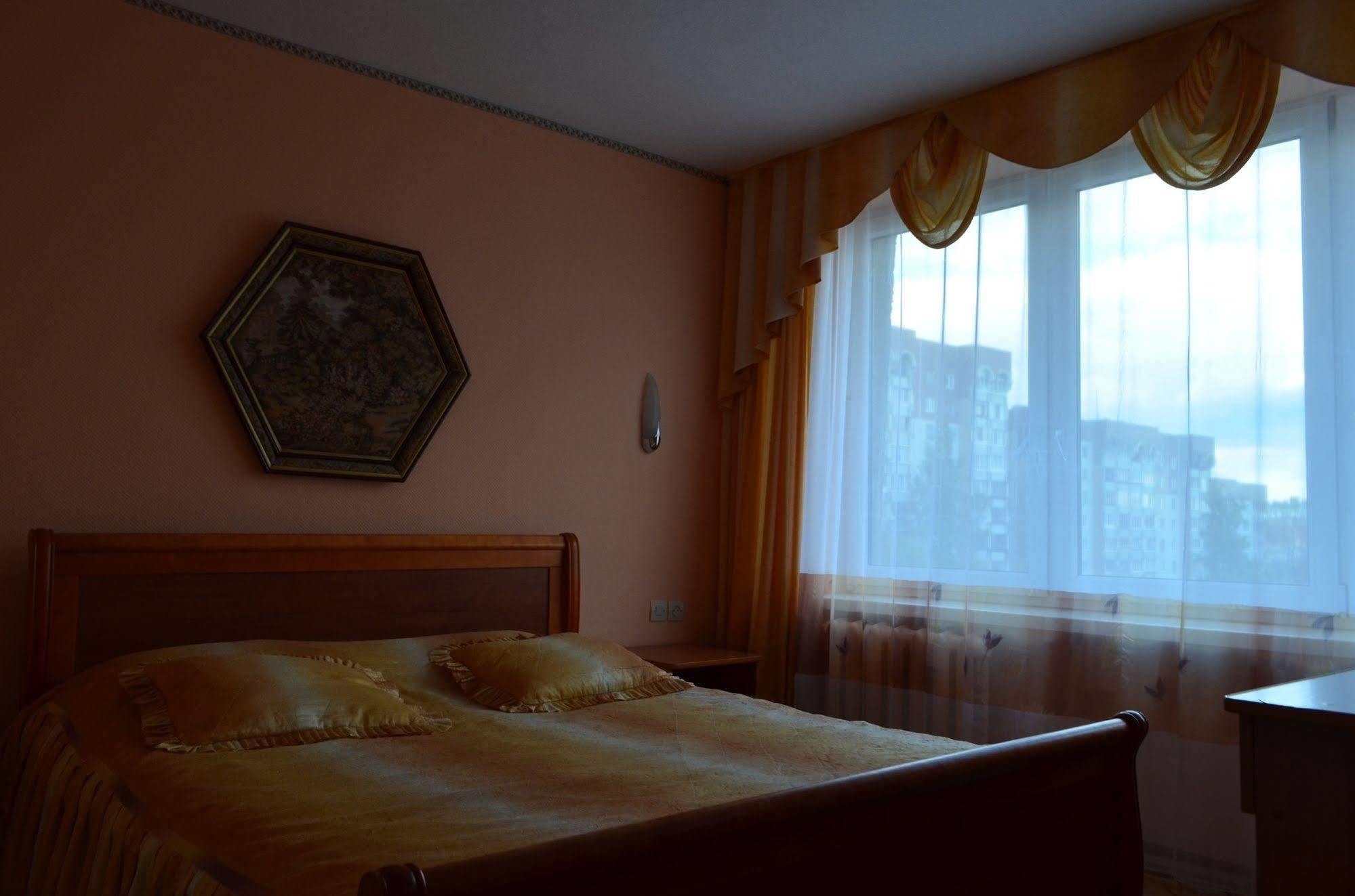 Rizhskaya Hotell Pskov Eksteriør bilde